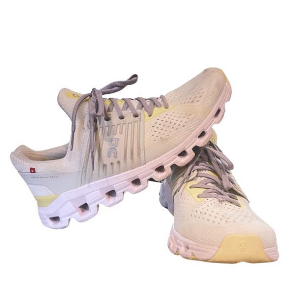 On Running Shoes - On Running OnCloud CloudSwift Running Shoes Women’s Sz 11